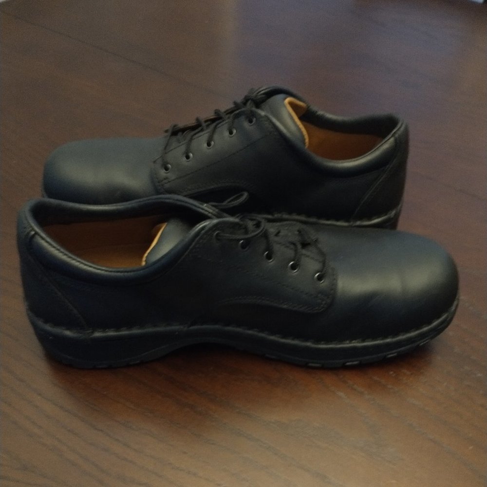 Men's Red Wing Black Leather safety oxfords...New